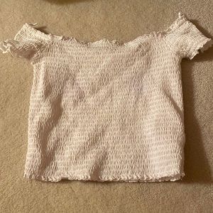 GARAGE cute white top , kinda cropped